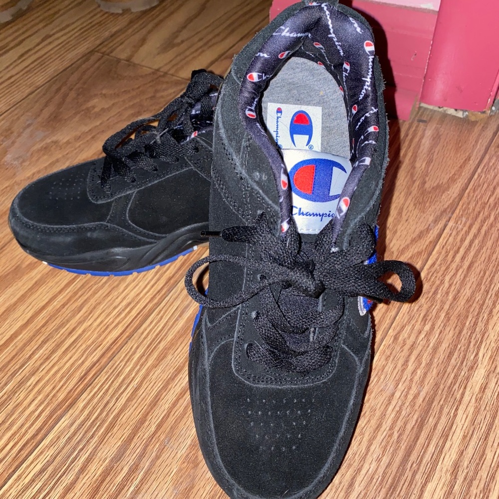 Champion Sneakers